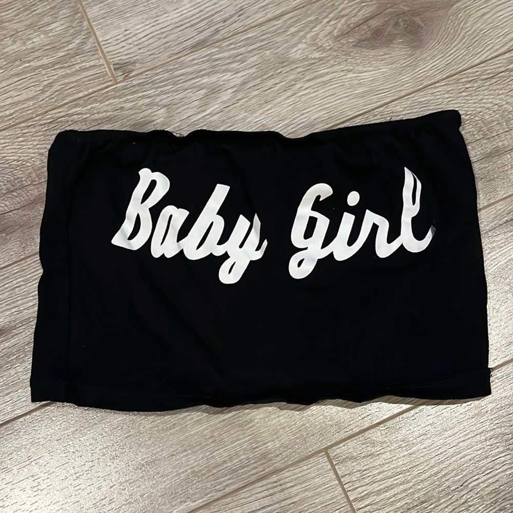 Baby girl crop
